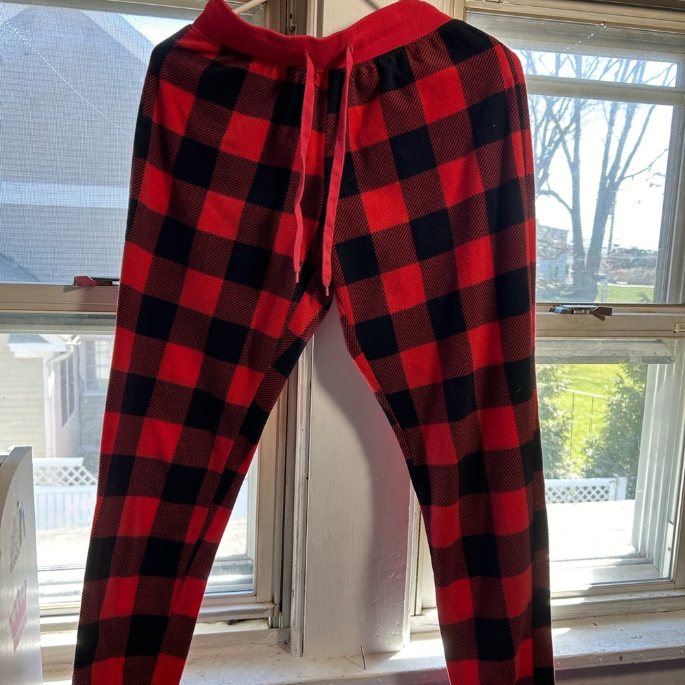 Red plaid comfortable sweatpants.